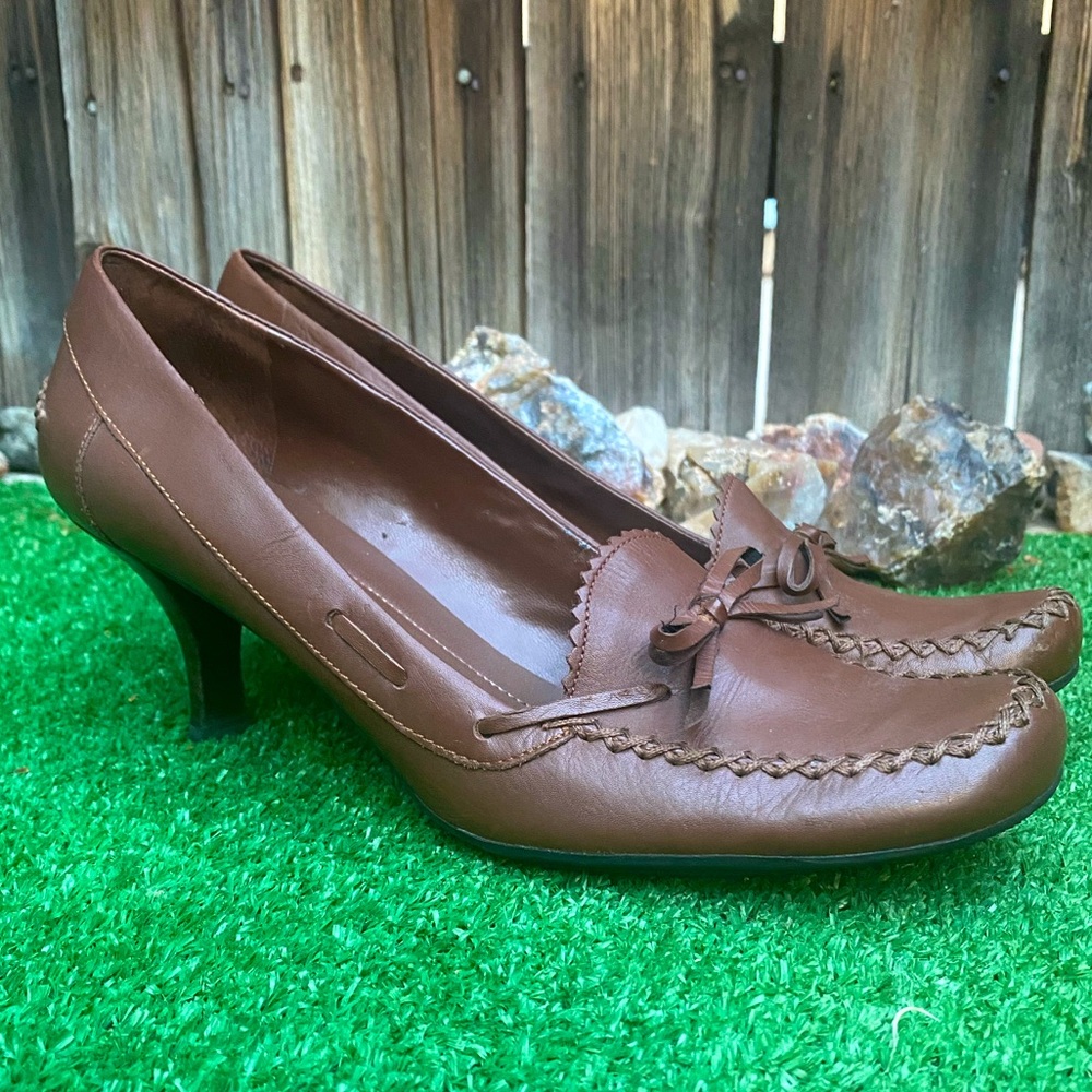 NINE and Co Leather High Heels